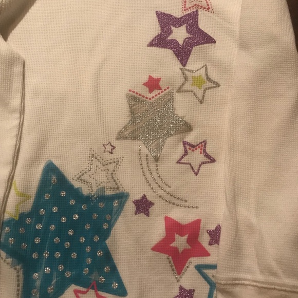 🎀 - Picture 3 of 3